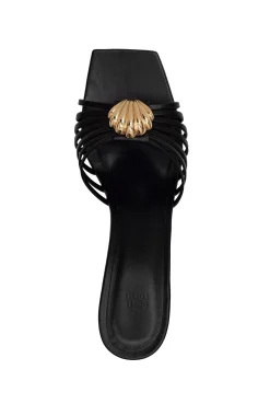 Le Petit Trou Buty|Festive Looks-Theo